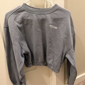 H&M Cropped Sweatshirt. Women’s size Med.